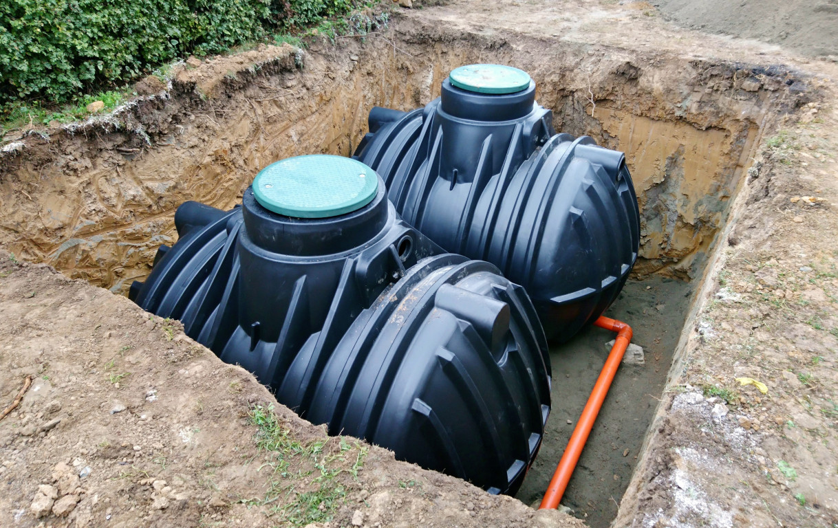 Regenwassersammeltank: Wie man die richtige Größe berechnet und wo man ihn platziert